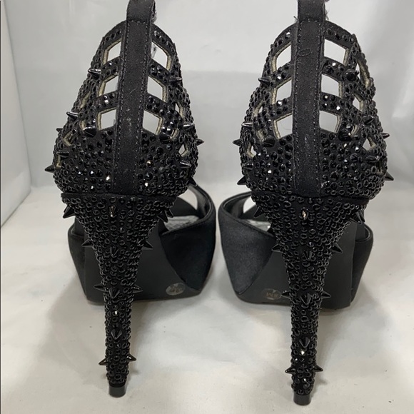 Gianni Bini Black Spike Platform Size 8M - Picture 7 of 7